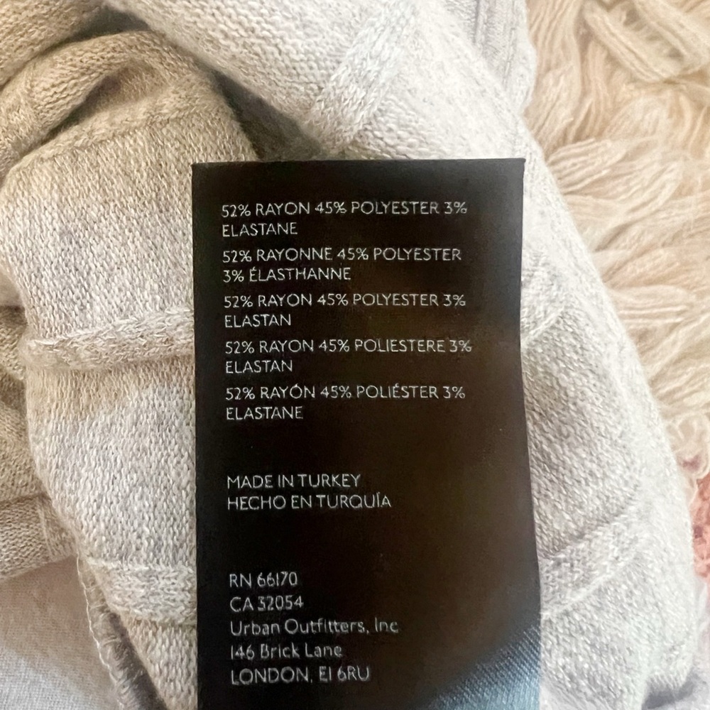 Medium Anthro Grey Ribbed Top - Picture 5 of 5